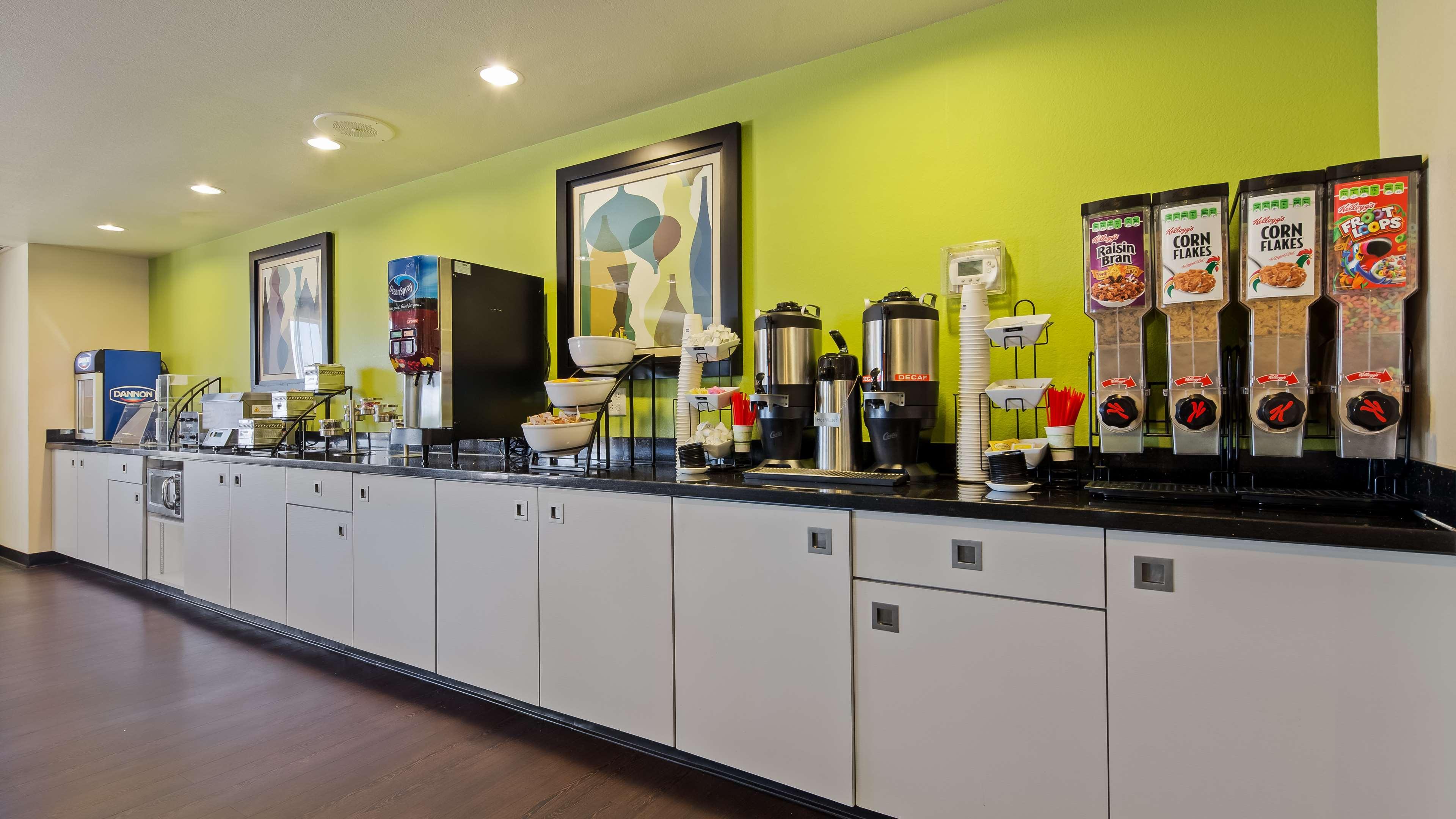 Best Western Douglas Inn & Suites Extérieur photo