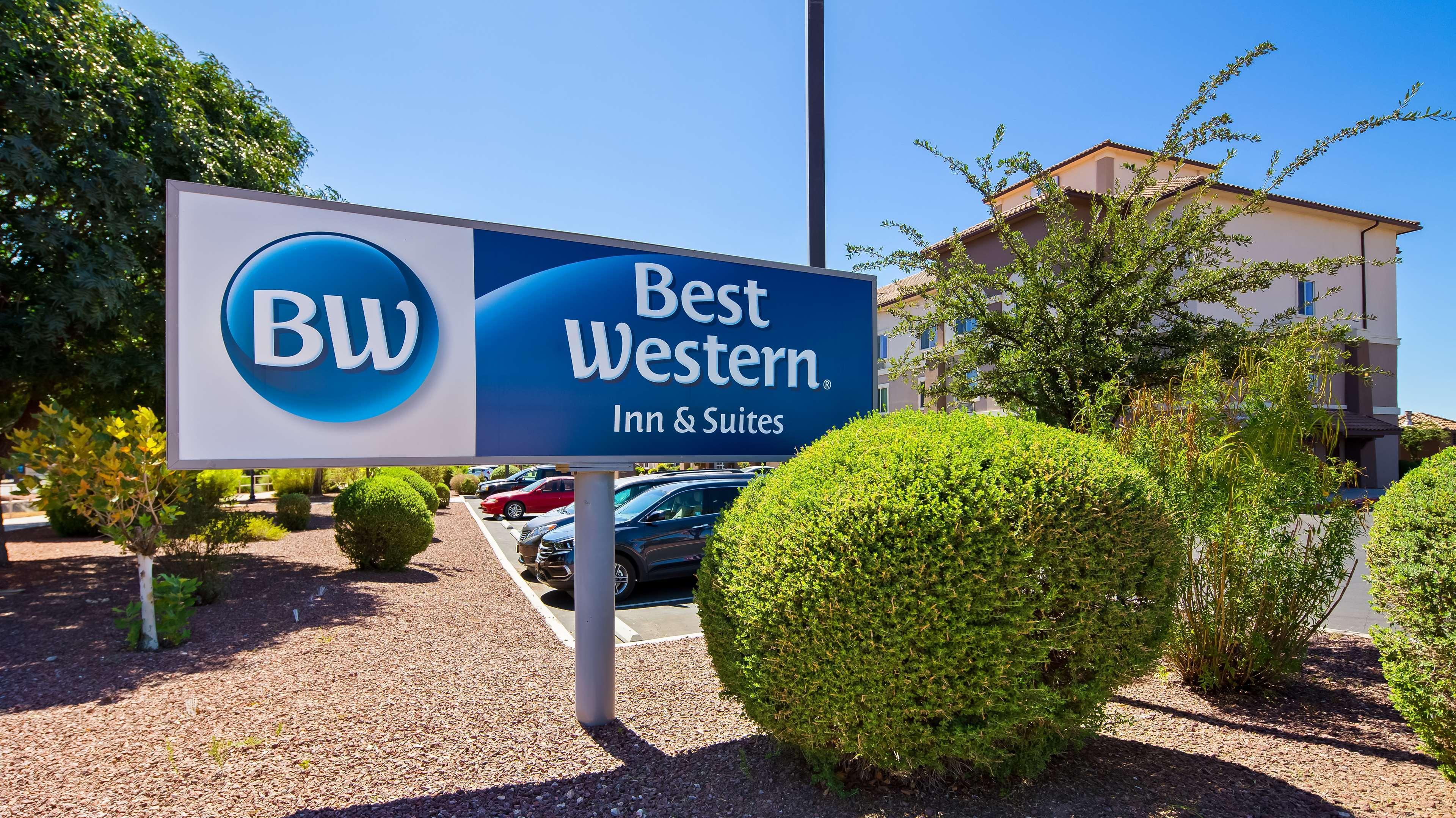 Best Western Douglas Inn & Suites Extérieur photo