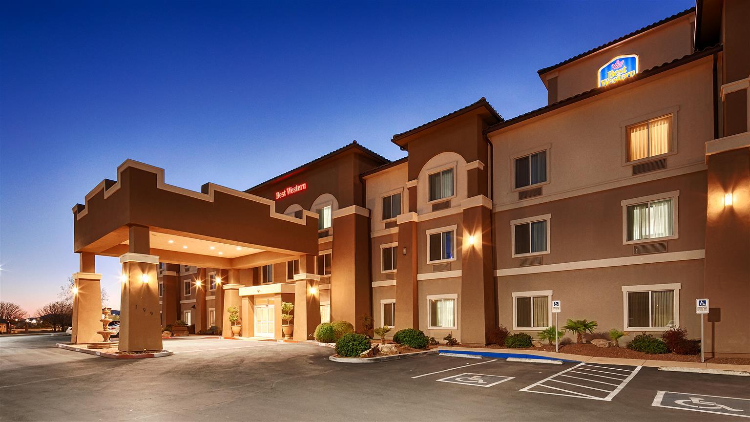 Best Western Douglas Inn & Suites Extérieur photo